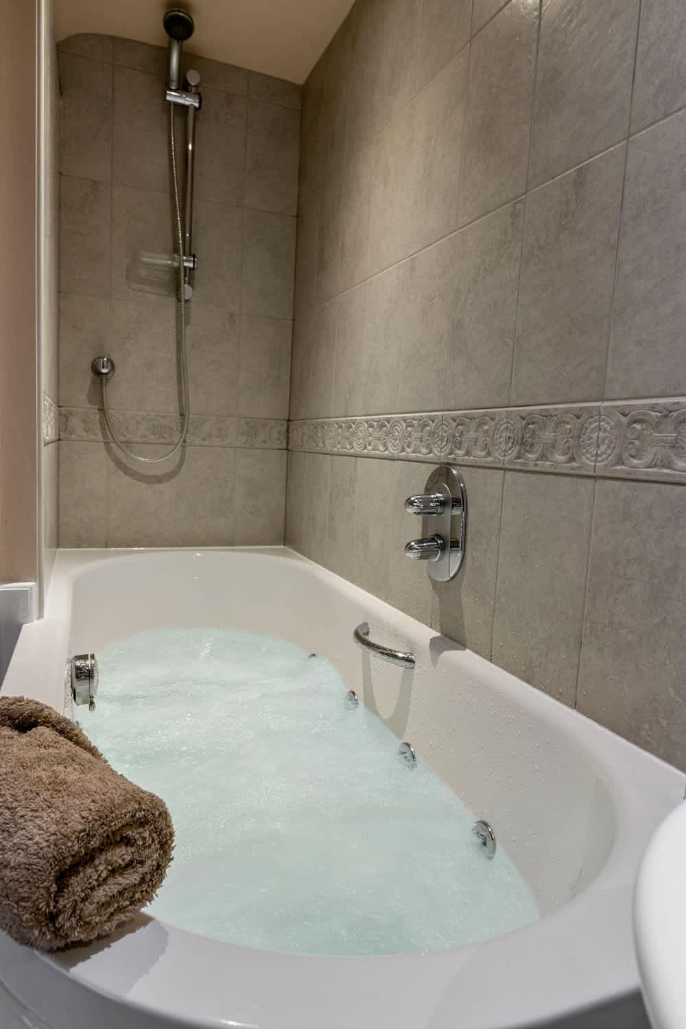 צ'גפורד Gallery Lodge Holiday Home מראה חיצוני תמונה